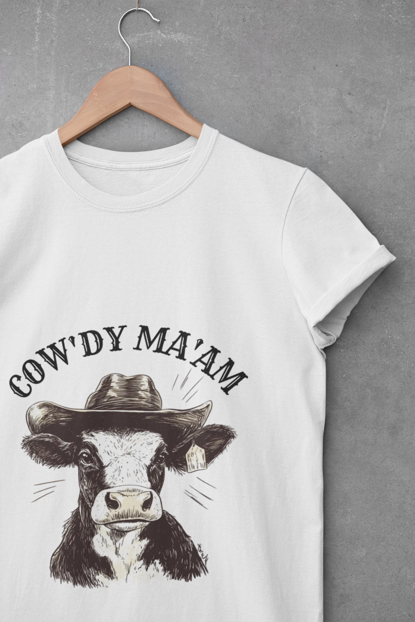 Cow' dy Ma'am Cow T-Shirt, Funny Farm Animal Tee, Gift for Animal Lovers, Casual Cow Print Shirt, Unisex Farmhouse Style